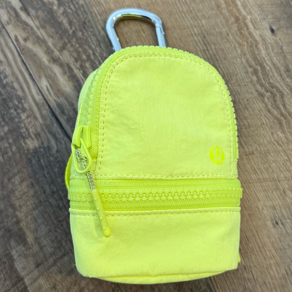 Lululemon City Adventurer Backpack *Nano in Electric Lemon